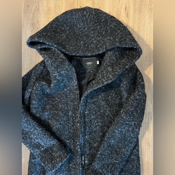 ‘Only’ coat - Picture 2 of 2